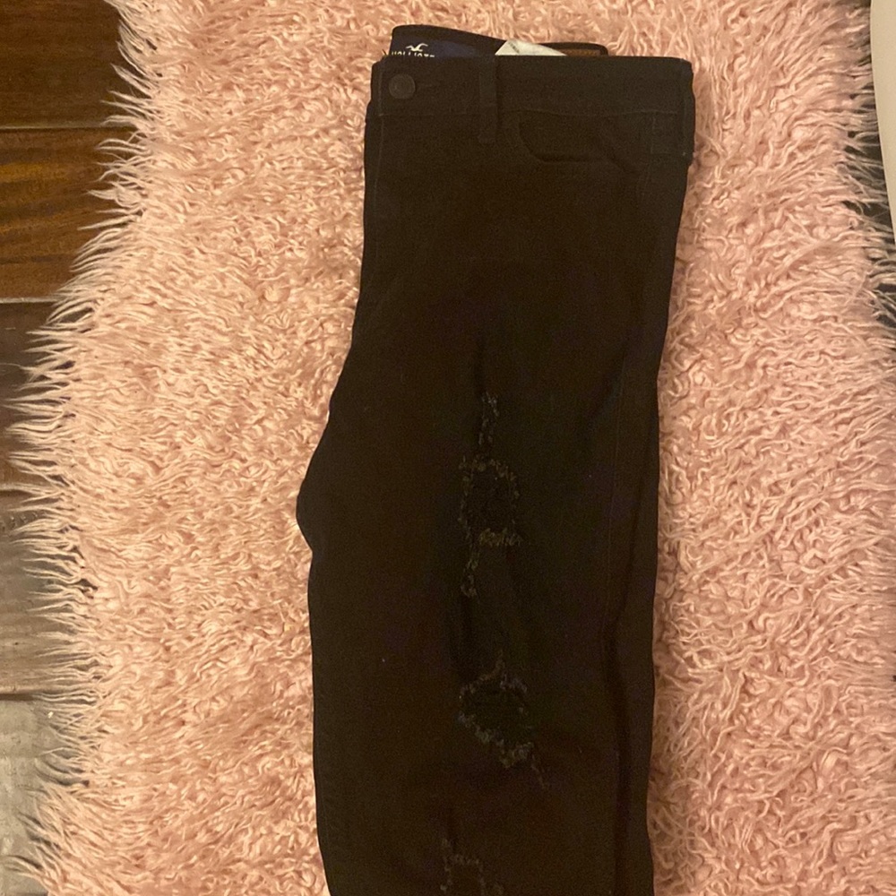 Hollister high rise crop ripped  super skinny jeans
